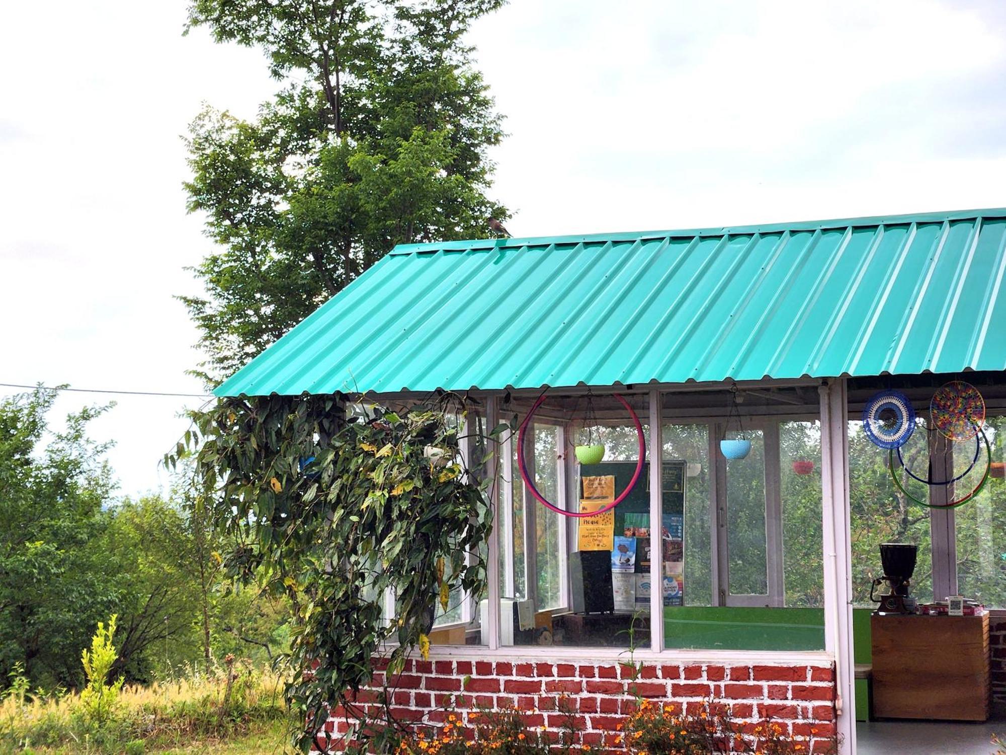 Hipostel Bir - Stay And Cafe Pālampur Eksteriør billede